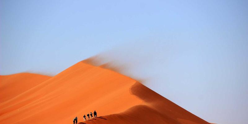 江西医大医院泌尿外科解析：前列腺增生微创手术选择——绿激光与传统术式疗效深度对比